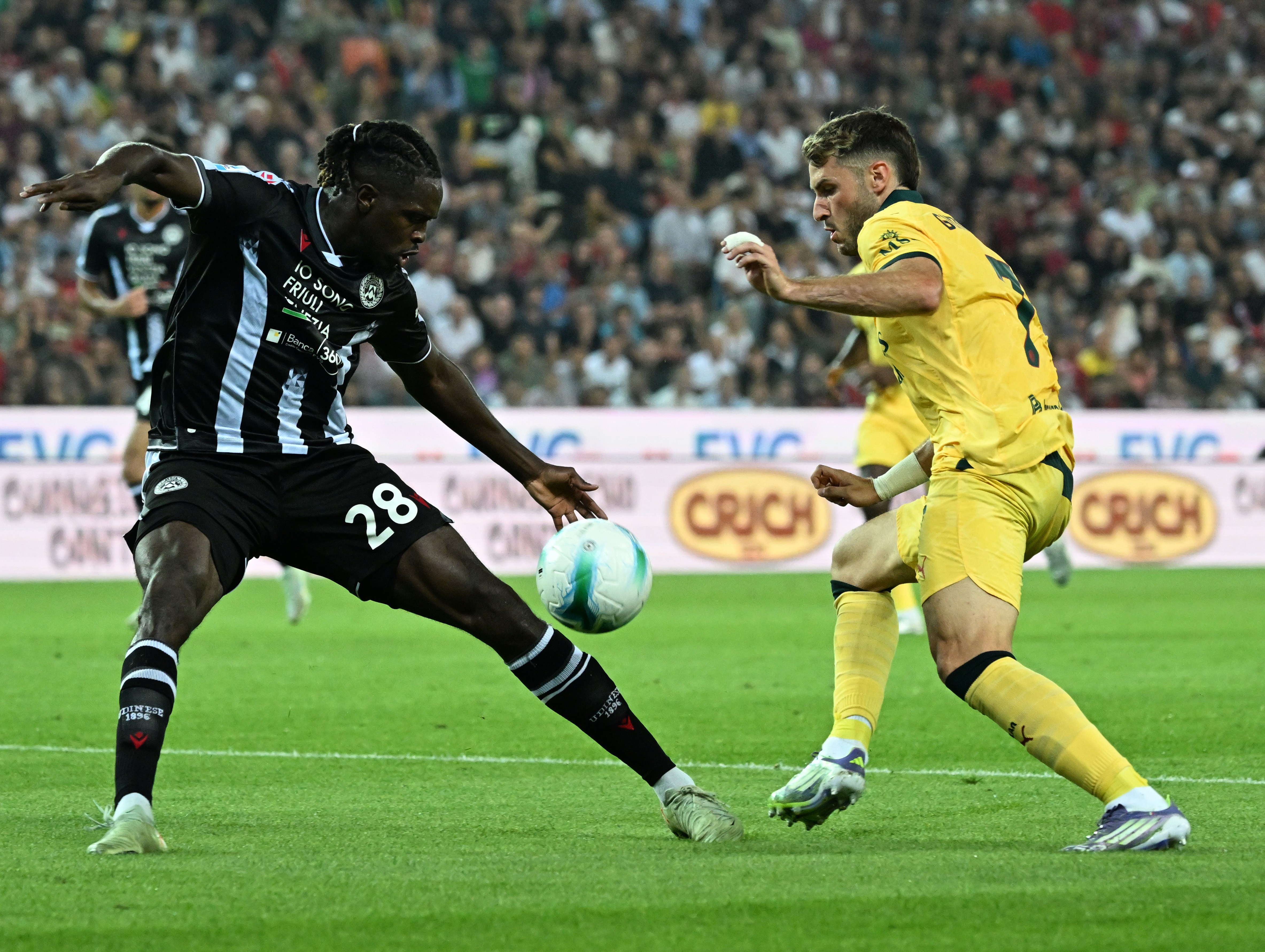 乐竞体育平台离谱！国际米兰围绕意大利杯豪取连胜AC米兰窗口期外线爆发，波特兰开拓者伤情更新备战德甲的简单介绍